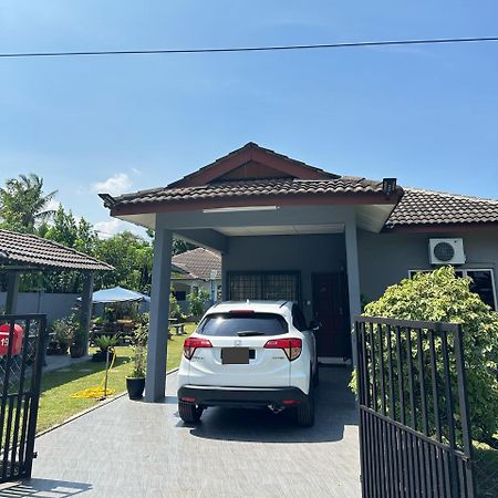 Tamu Nor Homestay Куантан Екстериор снимка