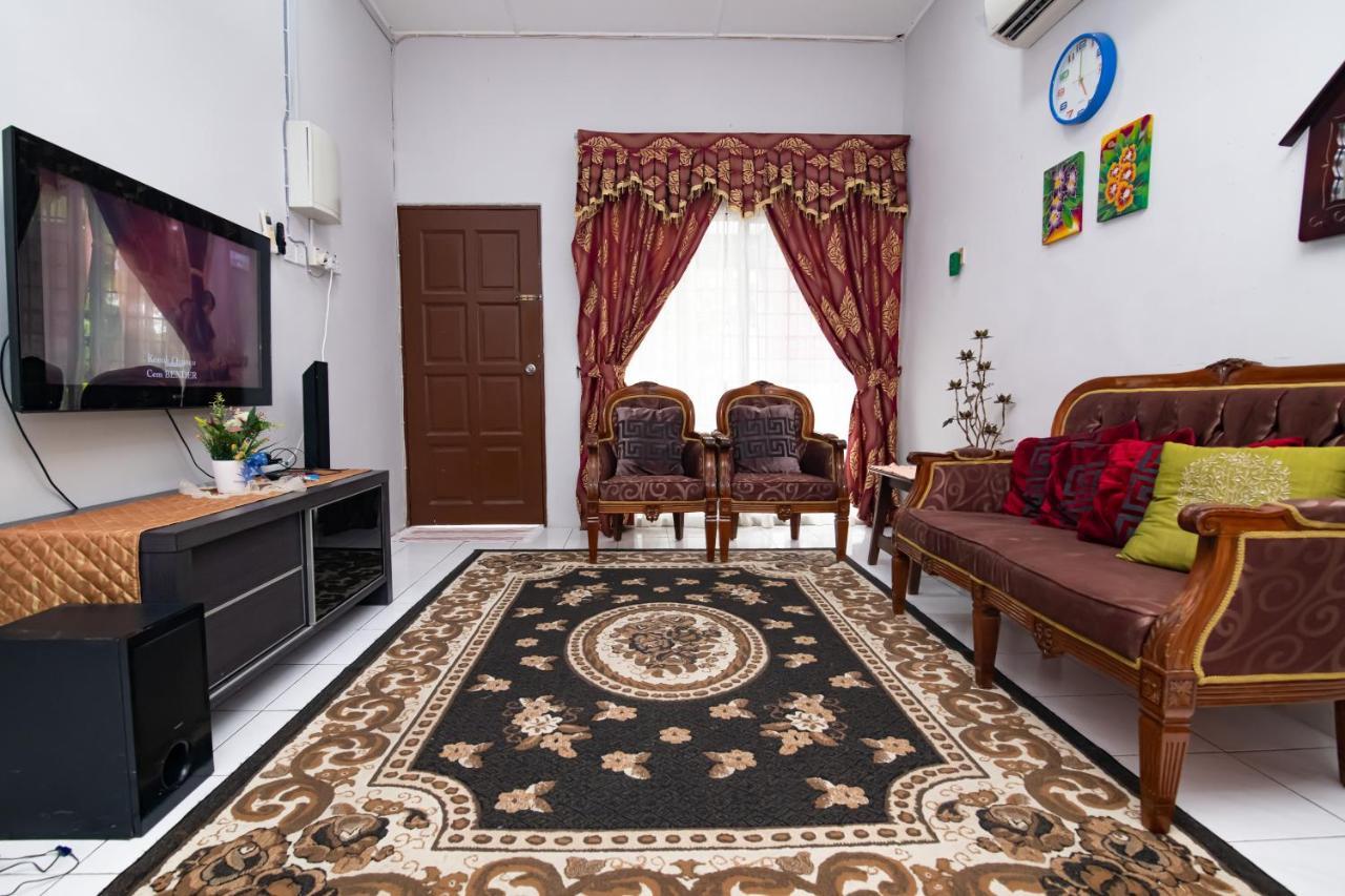 Tamu Nor Homestay Куантан Екстериор снимка