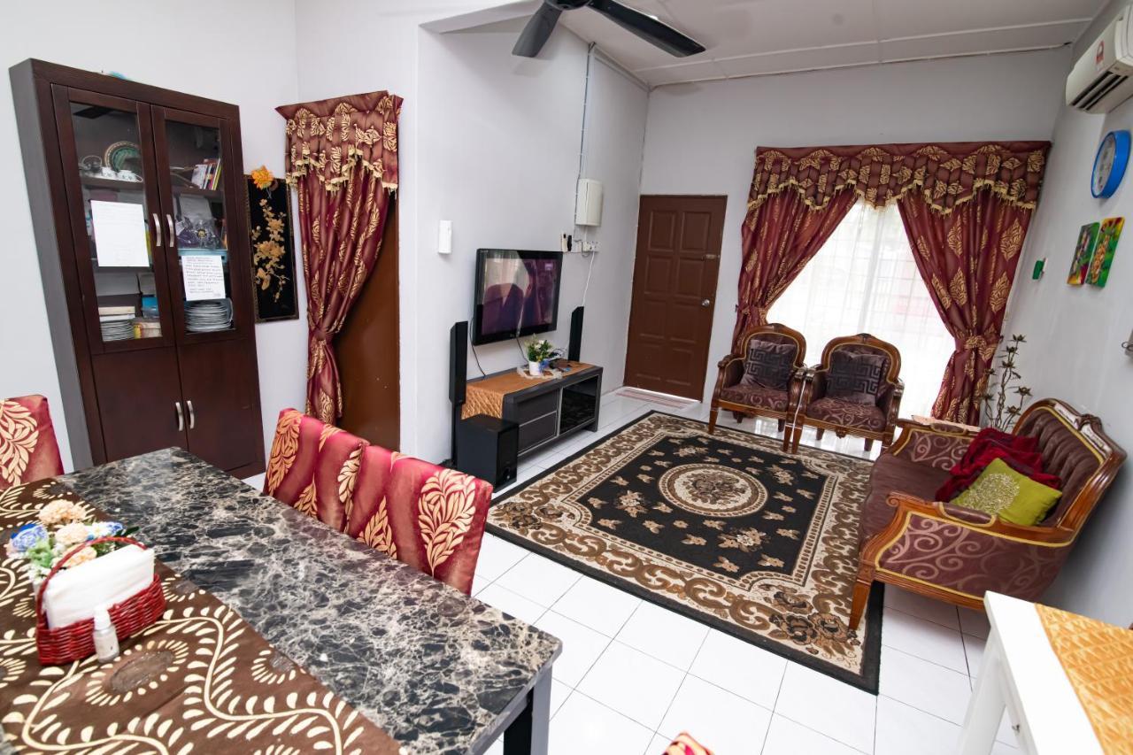 Tamu Nor Homestay Куантан Екстериор снимка
