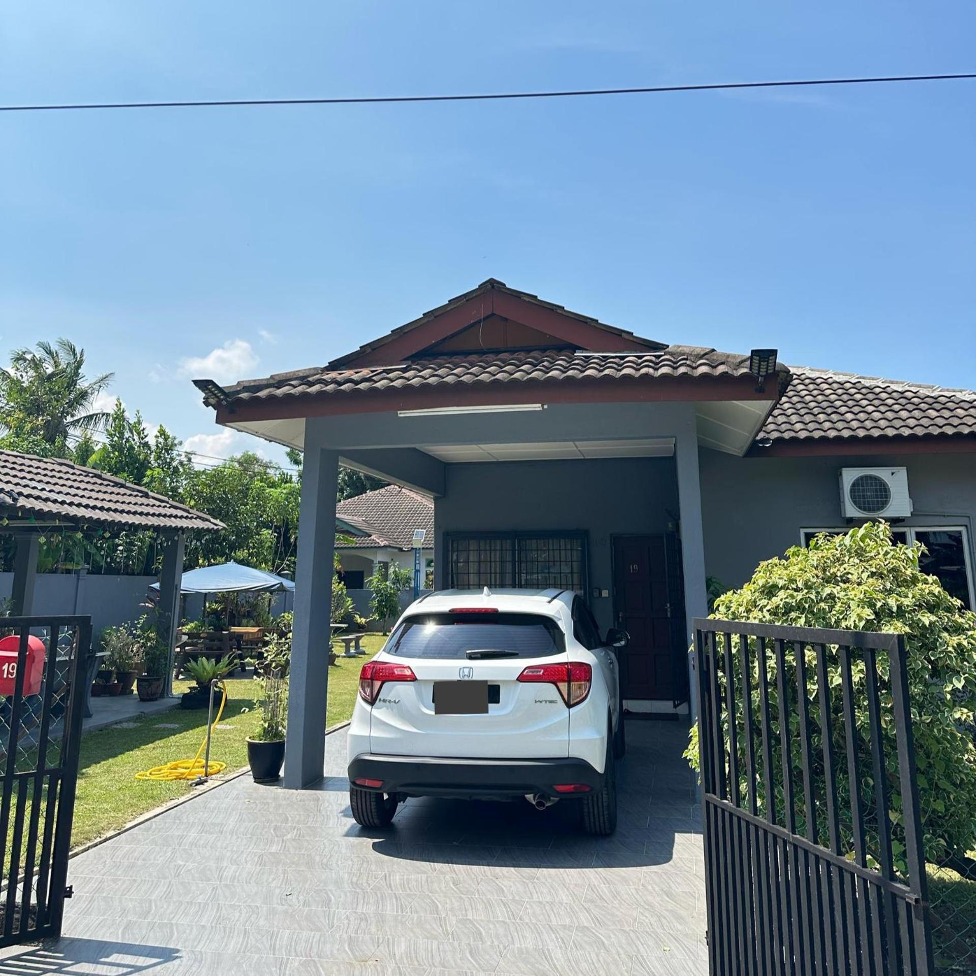 Tamu Nor Homestay Куантан Екстериор снимка